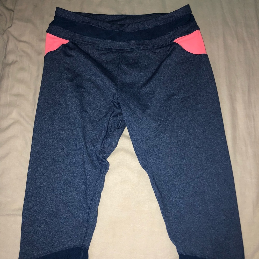 Cropped workout pants